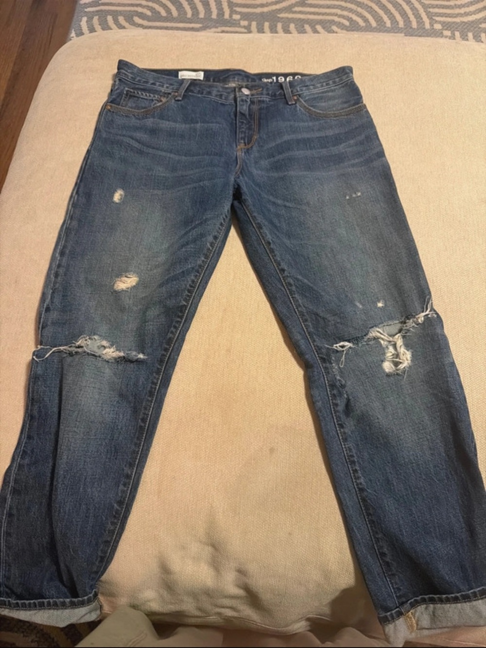 Gap 1969 Boyfriend jeans size 27